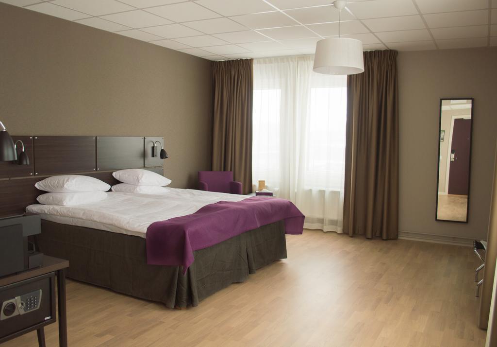 Best Western Plus Park Airport Hotel Arlanda Exterior foto